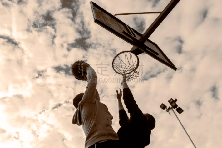 棒球与再生医学对球员寿命的影响